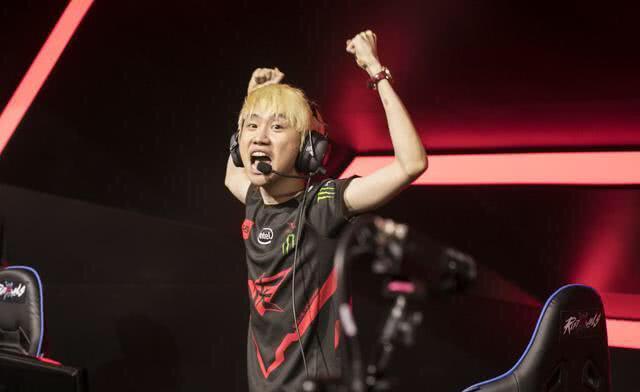 中关注的焦 中关注的焦