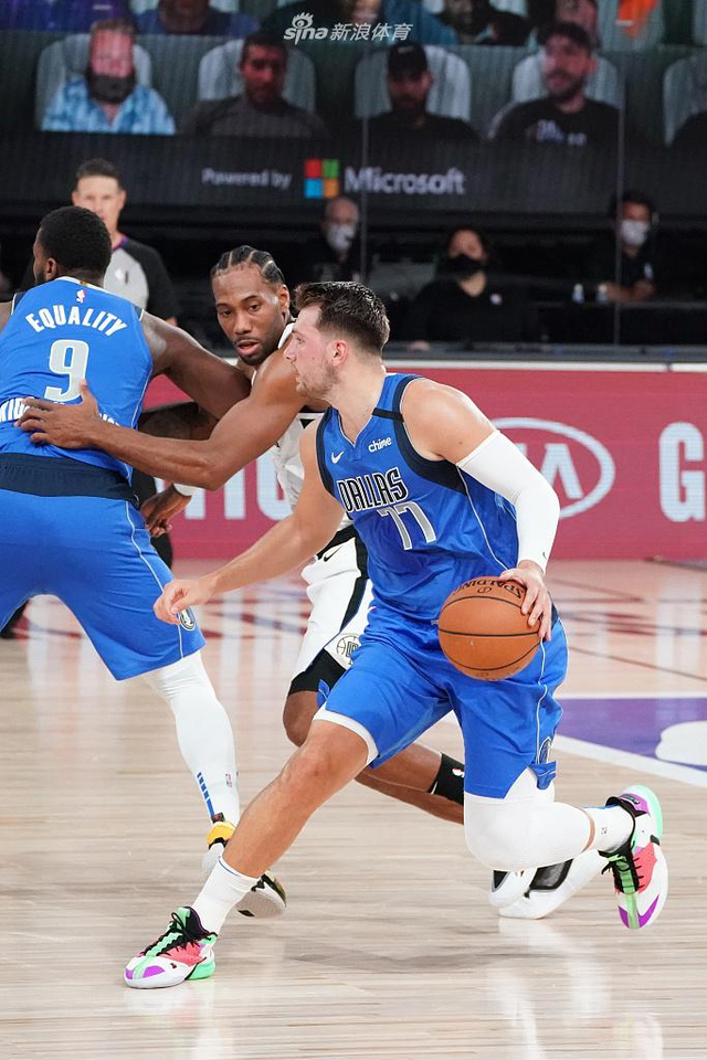 因此做出了 因此做出了